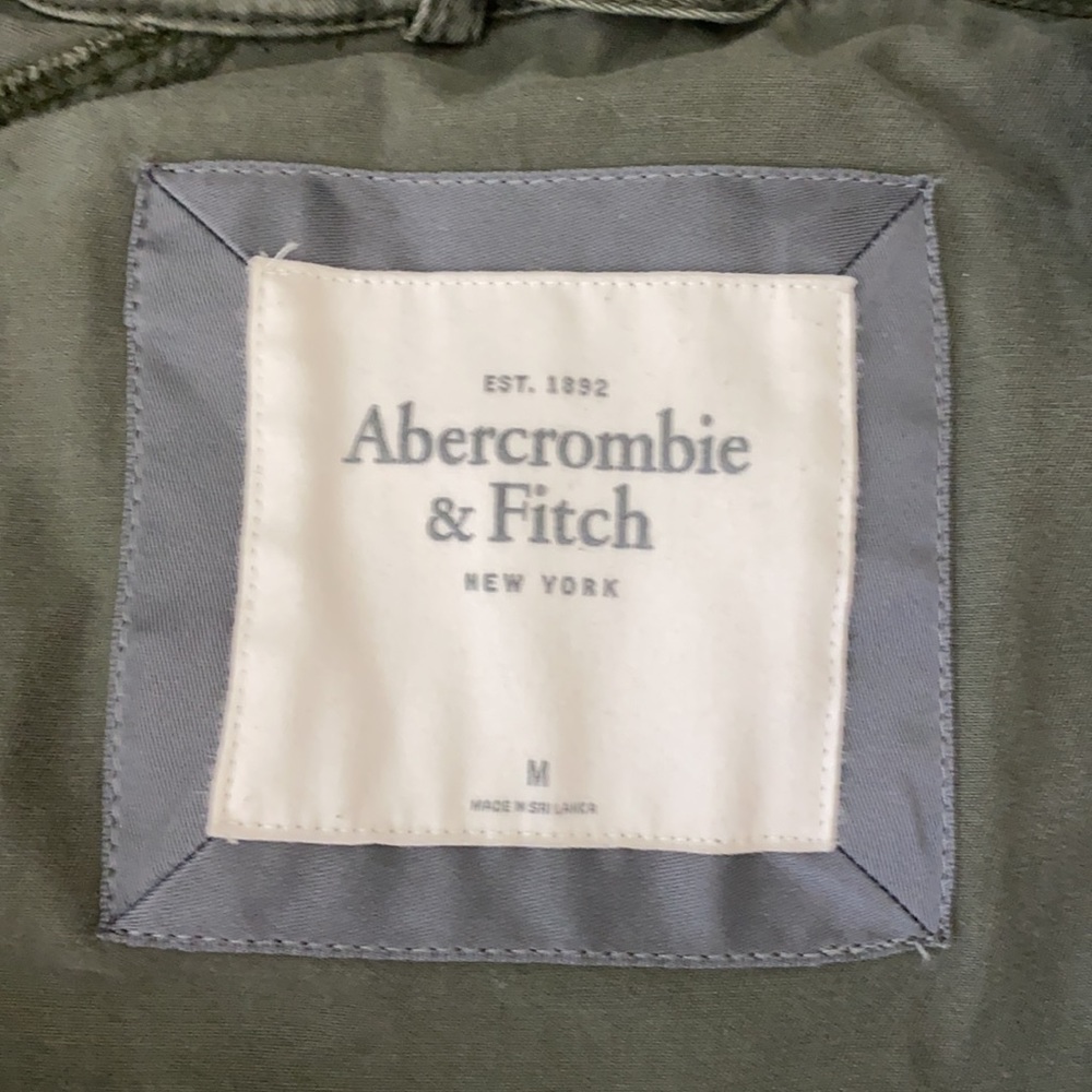 A&F Cropped Jacket - Picture 4 of 6